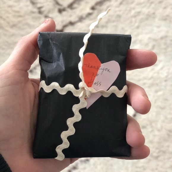 Meet your Posher, Aless - Picture 4 of 6